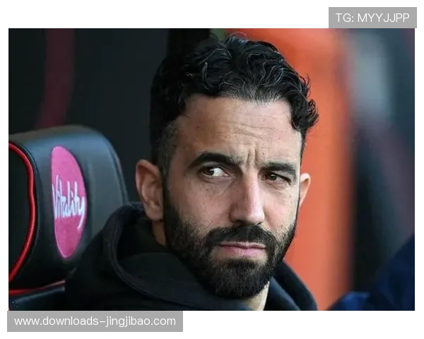 曼联官方宣布解雇阿莫林，弗莱彻暂代主帅职务