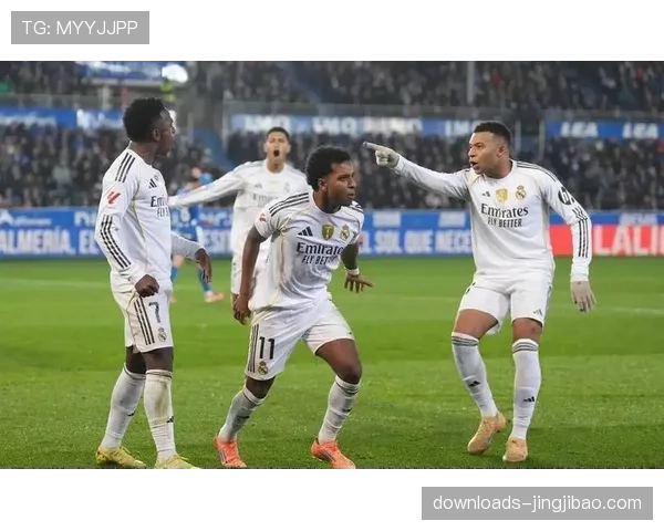 半场：贝林厄姆世界波破门，皇马主场1-0暂时领先曼城